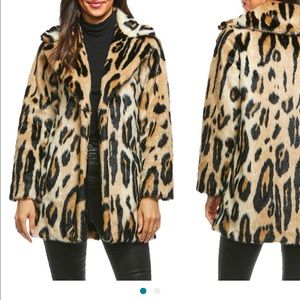 Kensie Leopard print faux fur coat